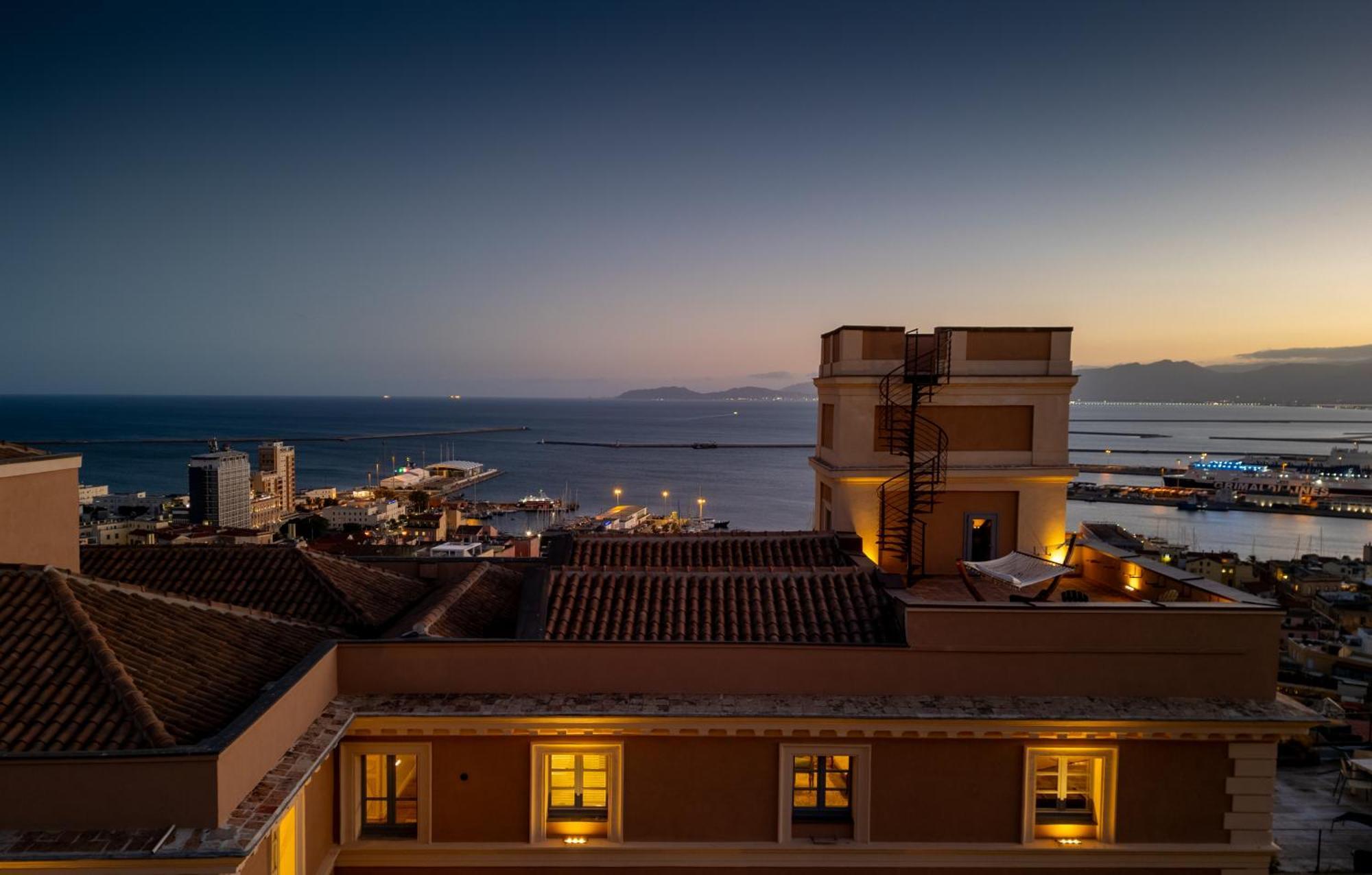 Palazzo Boyl 1840 Hotel Cagliari Exterior foto