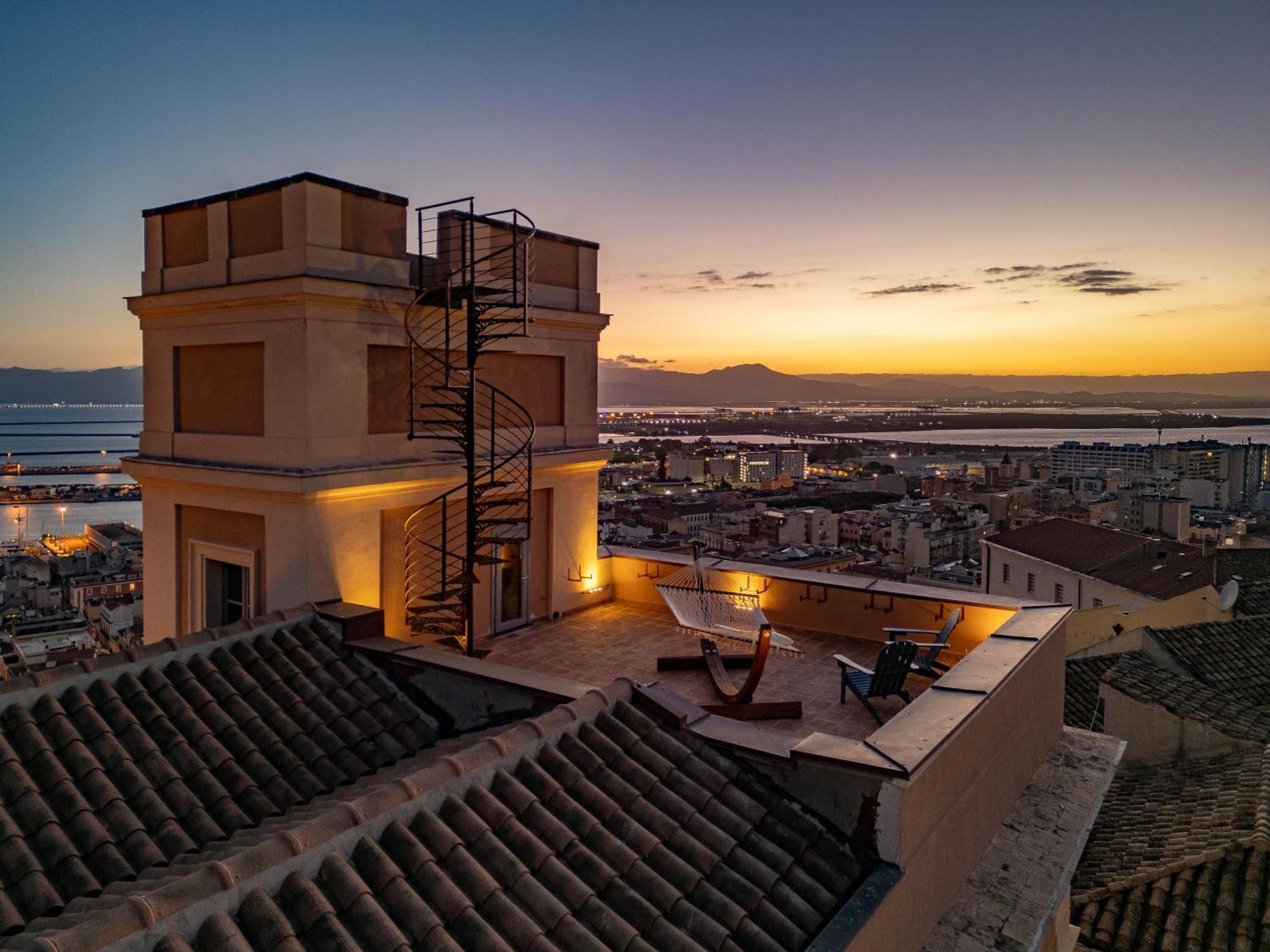Palazzo Boyl 1840 Hotel Cagliari Exterior foto
