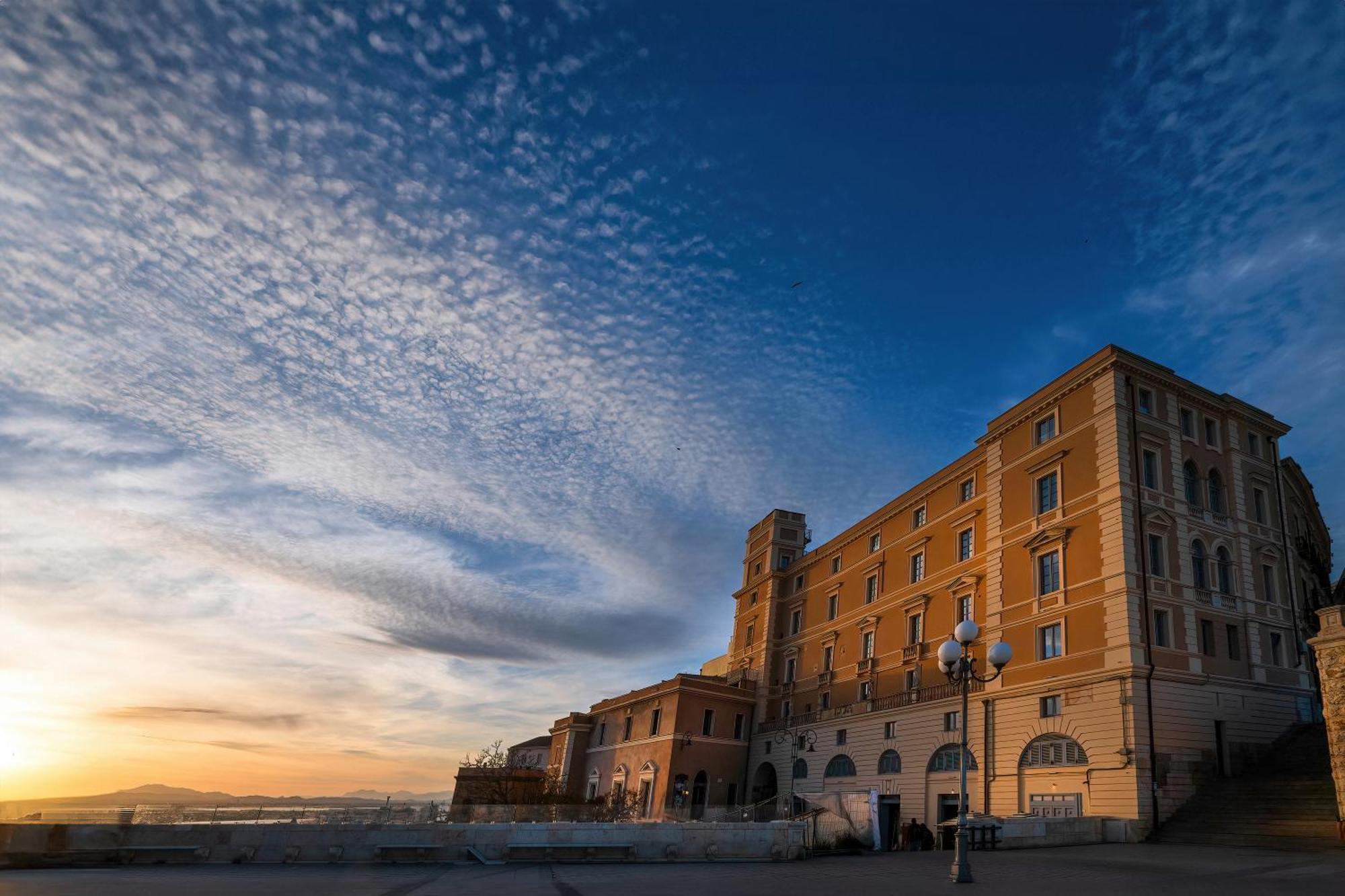 Palazzo Boyl 1840 Hotel Cagliari Exterior foto
