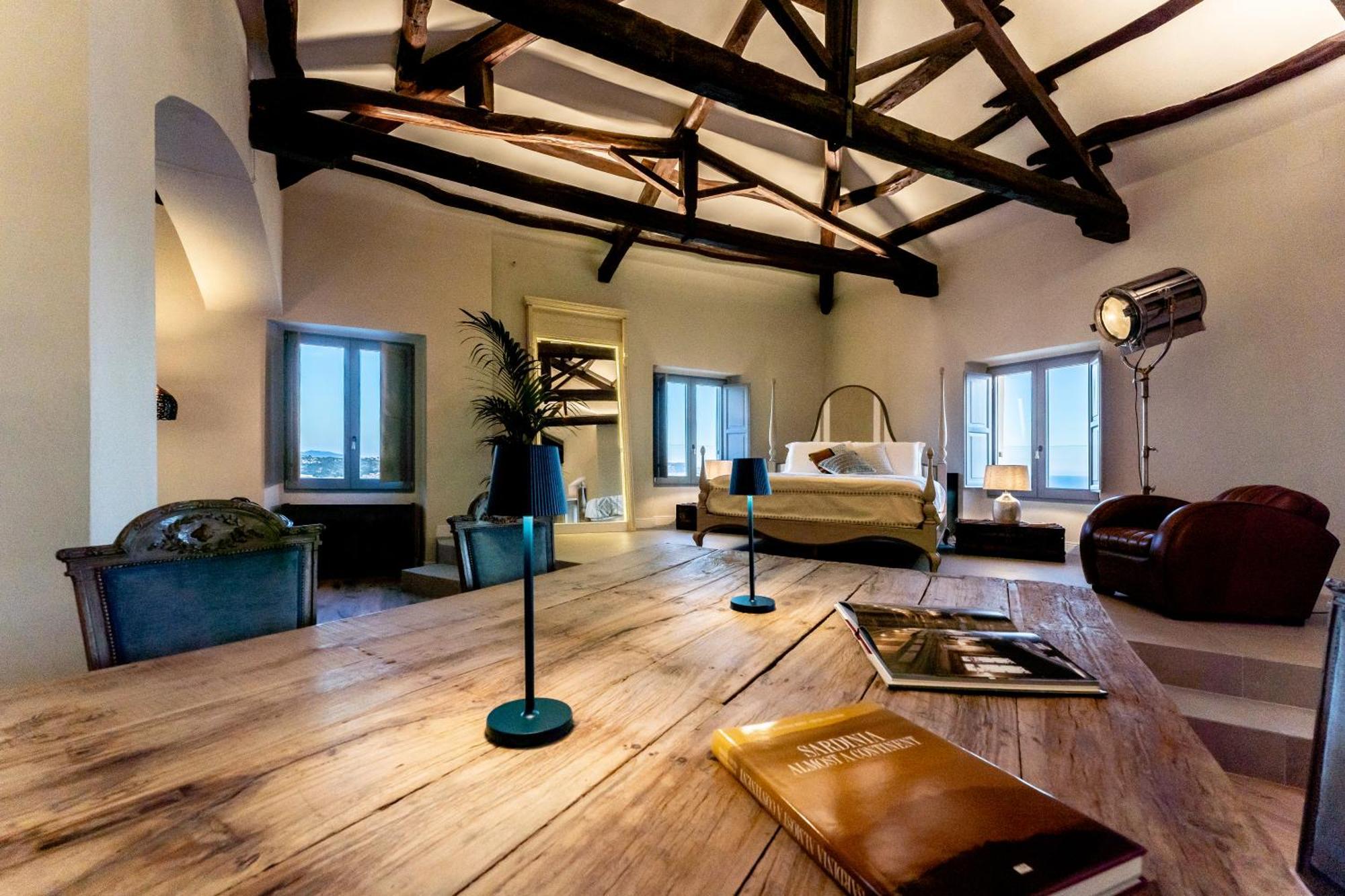 Palazzo Boyl 1840 Hotel Cagliari Exterior foto